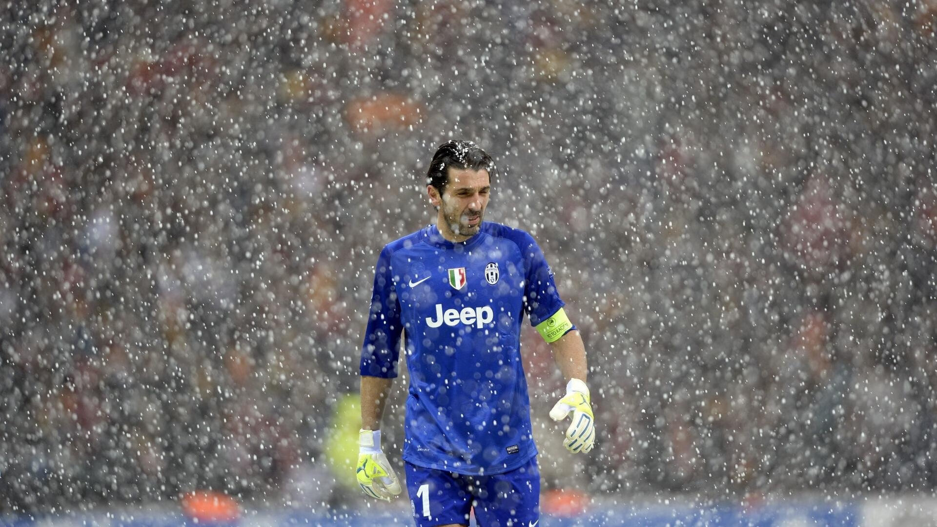 北欧寒夜中的蓝黑火焰,卡拉斯科绝杀助国际米兰险胜瑞典劲旅